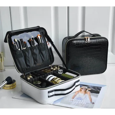 Trousse à cosmétiques en simili cuir
